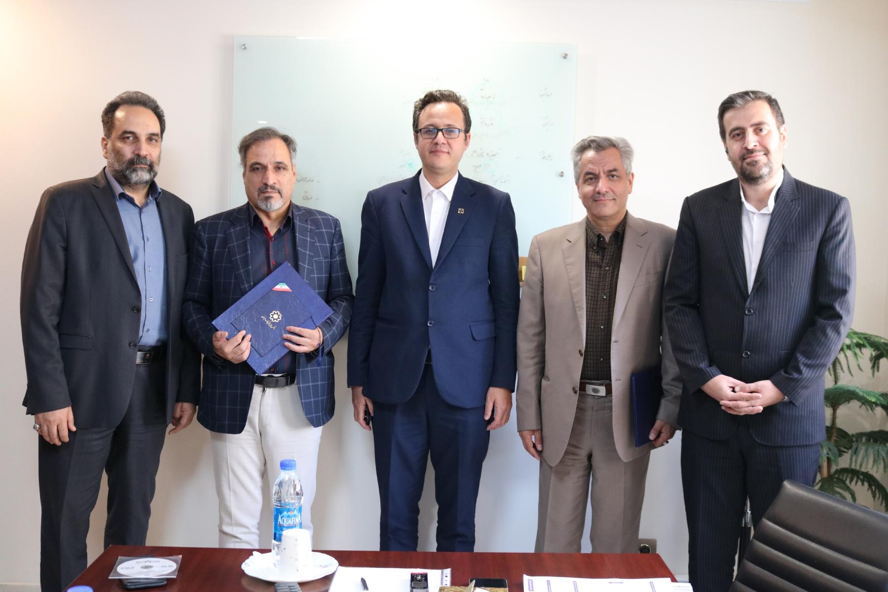 در جلسه مشترک کارگروه آینده پژوهی و کارگروه مدیریت حقوقی‌، دعاوی و وصول مطالبات بررسی شد              