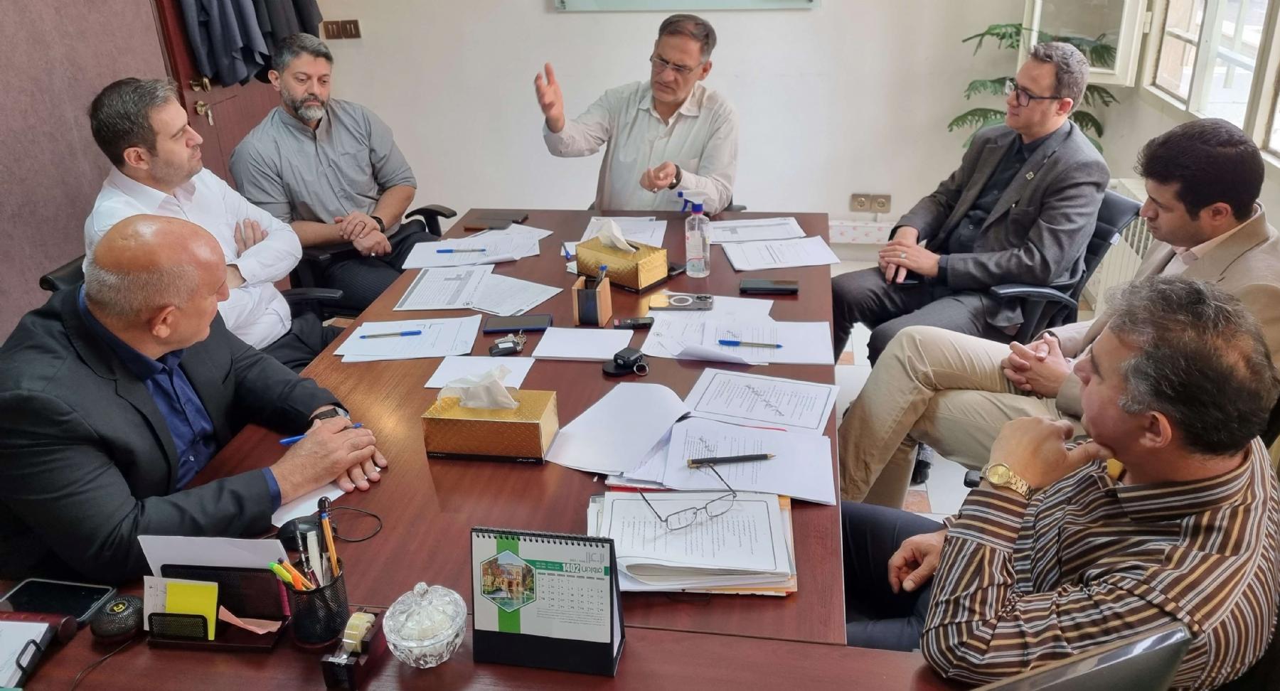 پیگیری مطالبات اعضا از پلیس راهور                