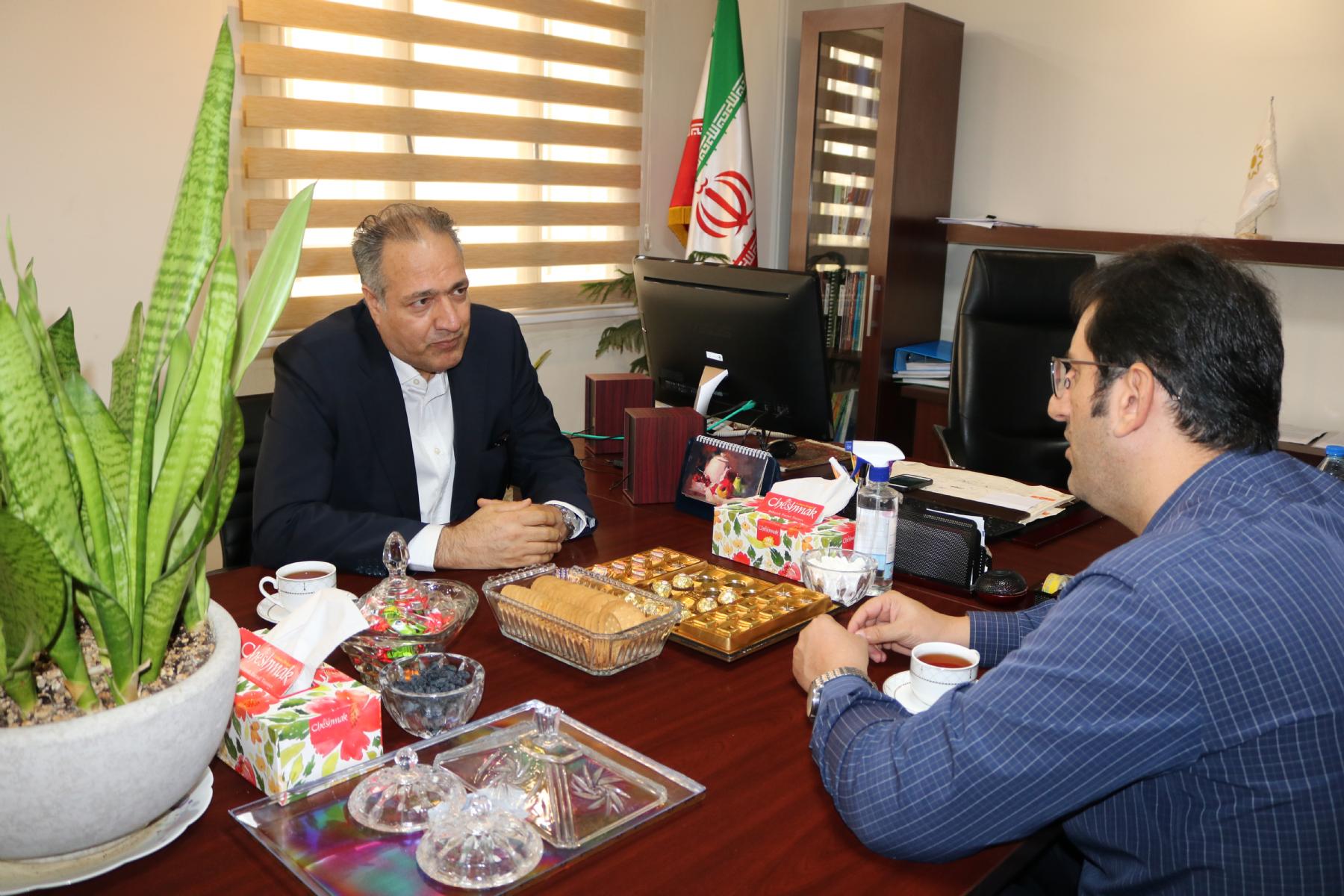 آنچه در دیدار با مدیر عامل لیزینگ افق اقتصاد مطرح شد