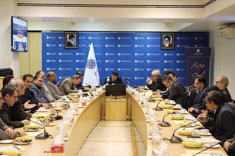 برگزاری نشست سرپرست پژوهشکده پولی و بانکی بانک مرکزی با شرکت‌های عضو انجمن لیزینگ ایران