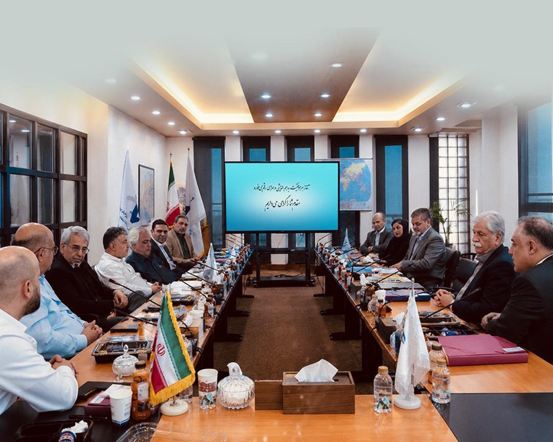 مجمع عمومی عادی سالیانه شرکت واسپاری کرمان موتور با ارائه گزارش عملکرد سال ۱۴۰۴ و برنامه افزایش سرمایه برگزار شد.