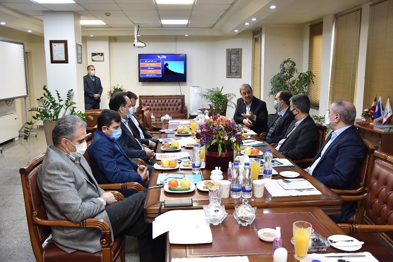 هیئت مدیره بانک تجارت از لیزینگ ایران بازدید کردند