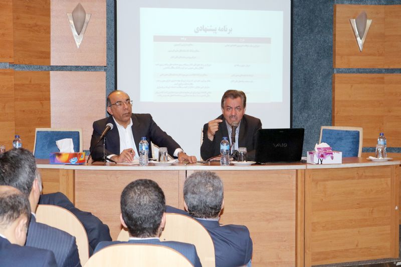نشست مدیران عامل شرکت های لیزینگ درباره حذف معافیت خدمات شرکت های لیزینگ از مالیات بر ارزش افزوده