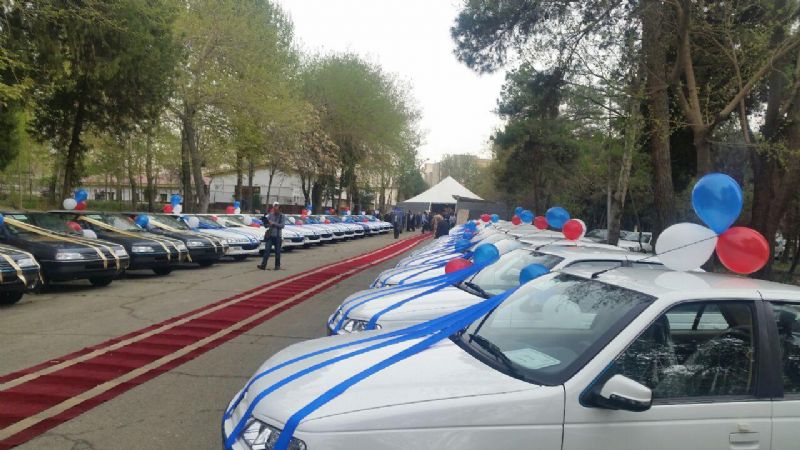 فروش اقساطی خودرو به کارکنان و بازنشستگان ارتش ج.ا.ا